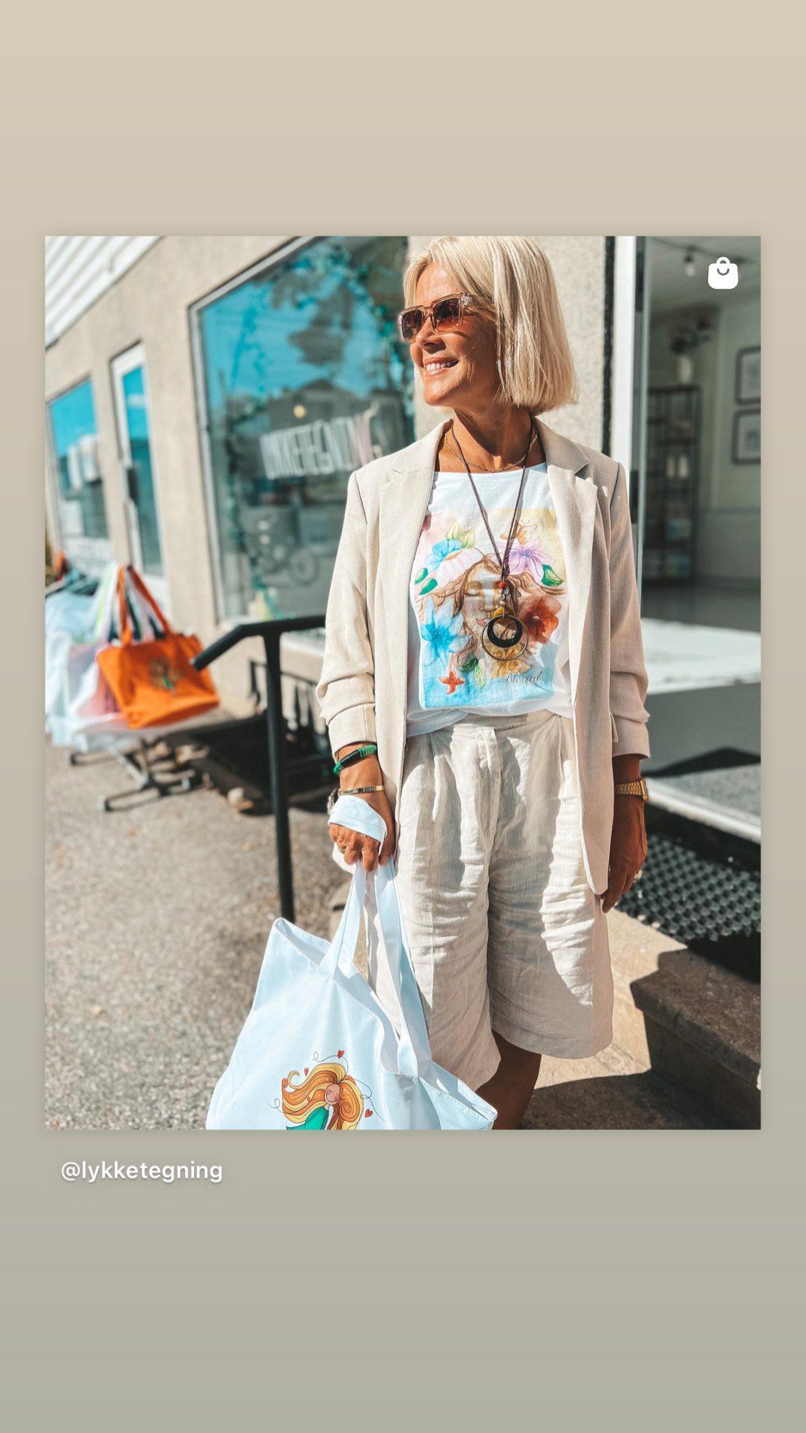 T-shirt "Blessed" Lykketegning