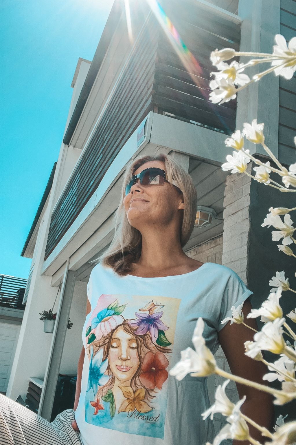 T-shirt "Blessed" Lykketegning - Bilde 4