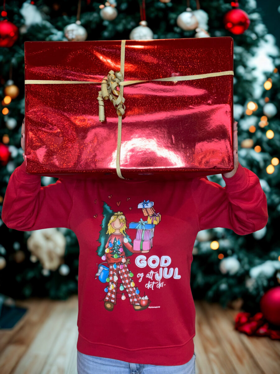 Christmas jumper from Lykketegning "Pakker og sånt" (red)