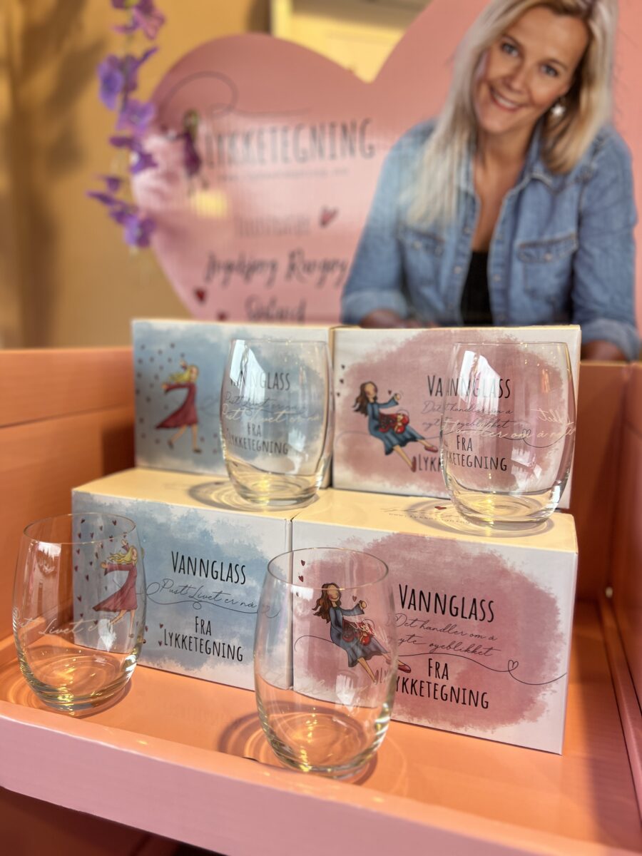 Vakre vannglass med inngravering 2 pack; "Det handler om å nyte øyeblikket" - Image 5