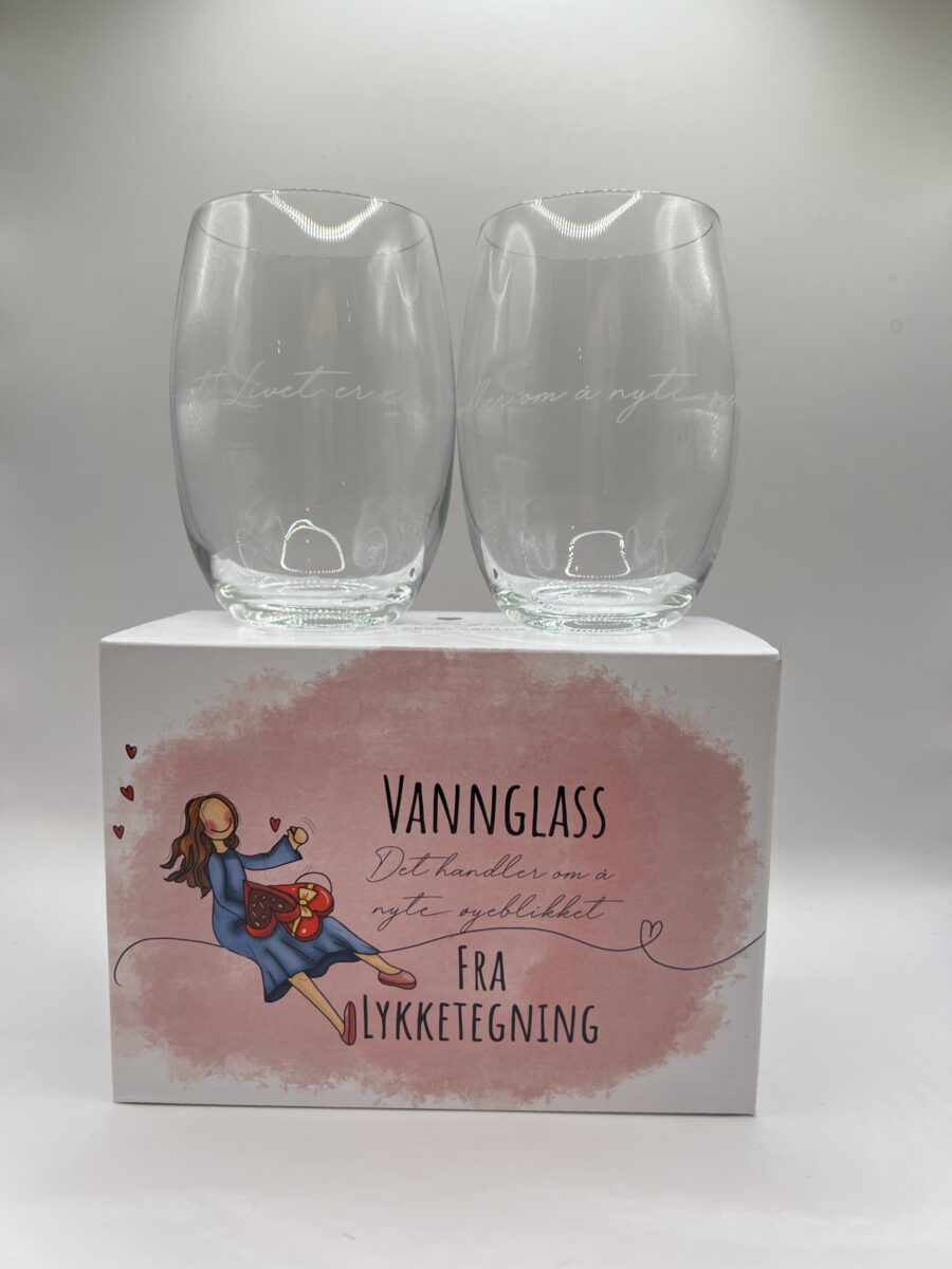 Beautiful water glasses with engraving 2 pack; "It's all about savouring the moment"